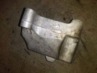 bontott VW CADDY Váltó Tartó Bak (Pozíciófüggetlen)