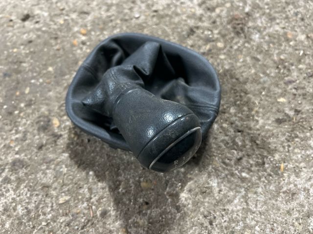 bontott VW CADDY Váltógomb