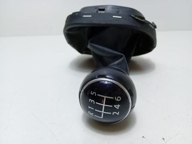 bontott VW CADDY Váltógomb