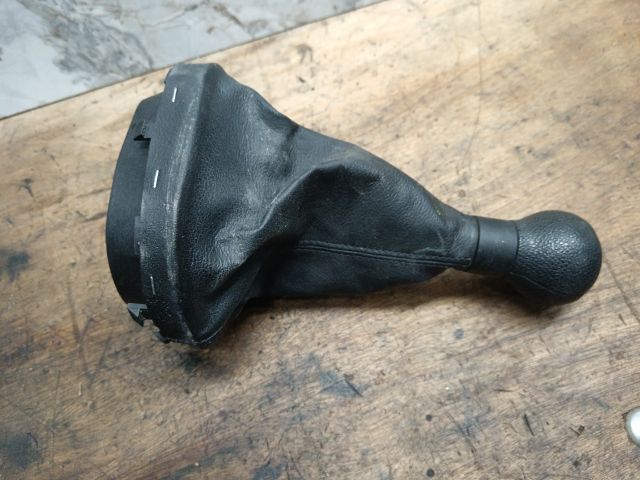 bontott VW CADDY Váltógomb