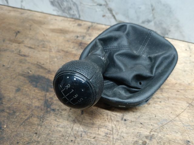 bontott VW CADDY Váltógomb