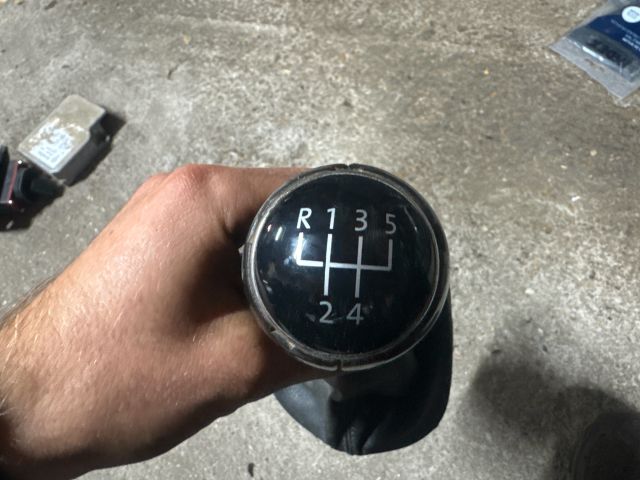 bontott VW CADDY Váltógomb