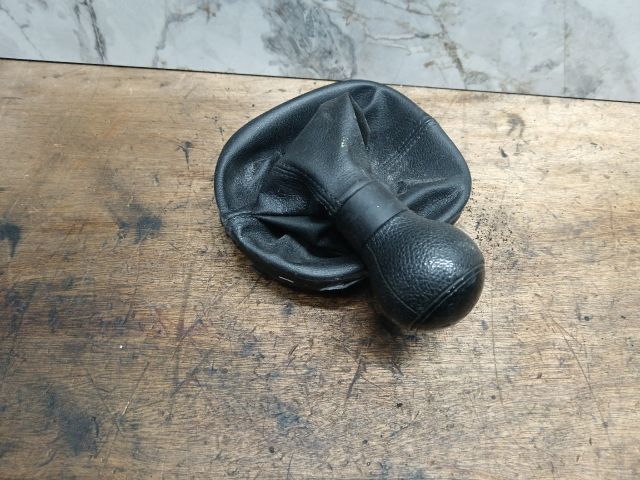 bontott VW CADDY Váltógomb