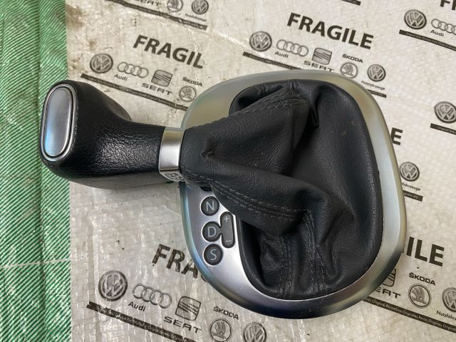 bontott VW CADDY Váltógomb