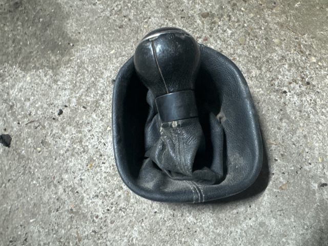 bontott VW CADDY Váltógomb