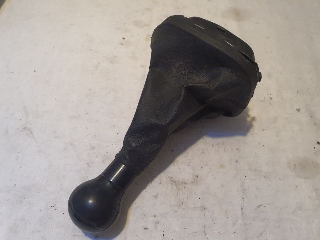 bontott VW CADDY Váltószoknya