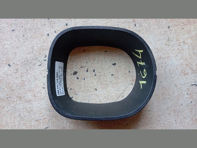 bontott VW CADDY Váltószoknya