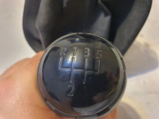 bontott VW CADDY Váltószoknya