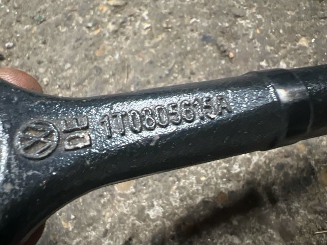 bontott VW CADDY Vonószem