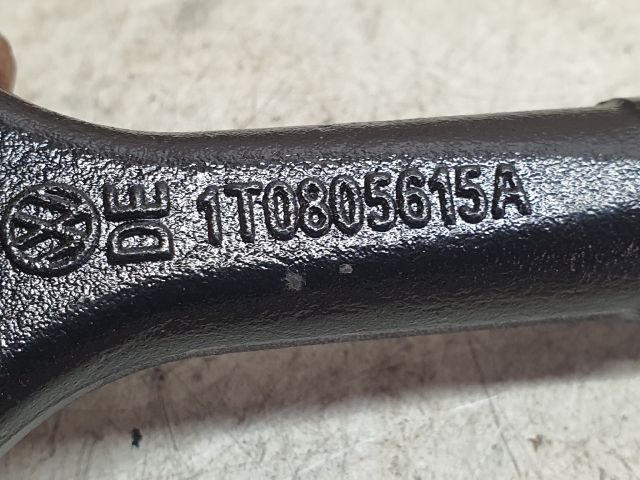 bontott VW CADDY Vonószem