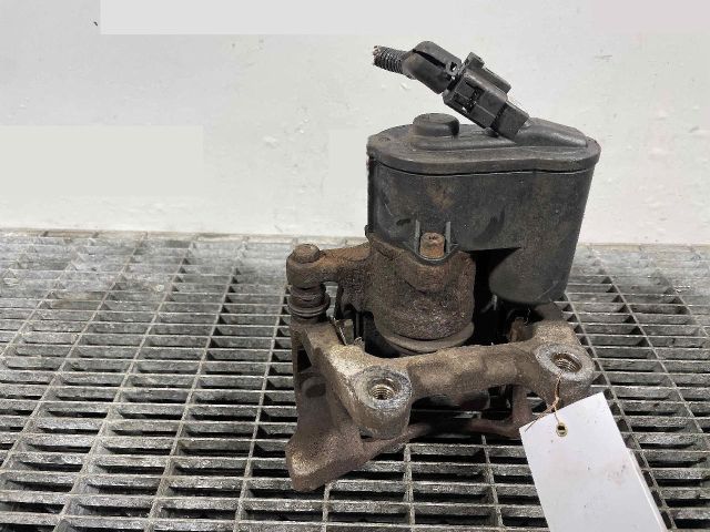 bontott VW CC Jobb hátsó Féknyereg Munkahengerrel