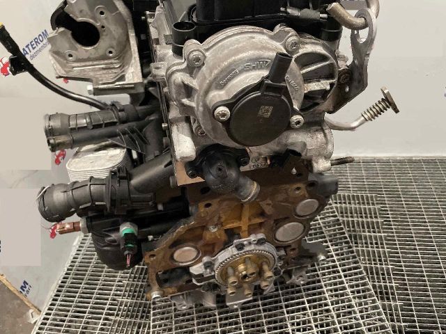 bontott VW CC Motor (Fűzött blokk hengerfejjel)