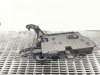 bontott VW CC Akkumulátor Tartó