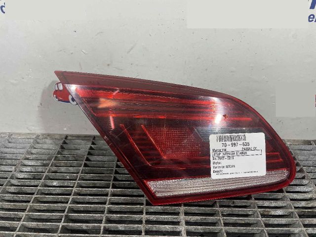 bontott VW CC Bal Belső Hátsó Lámpa