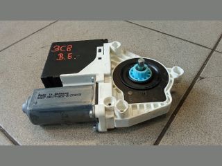 bontott VW CC Bal első Ablakemelő Motor