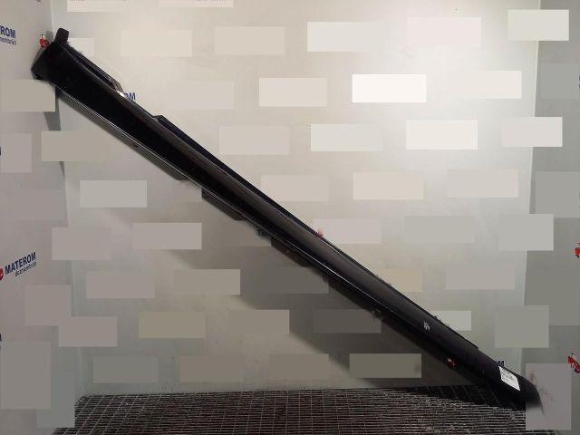 bontott VW CC Bal első Küszöb Díszléc