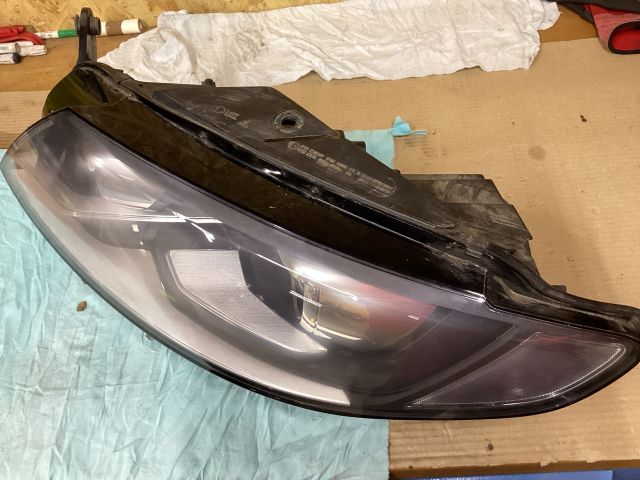 bontott VW CC Bal Fényszóró