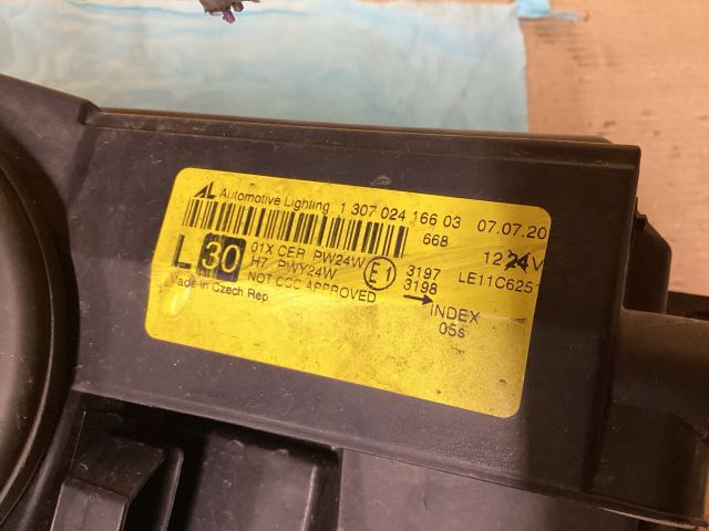 bontott VW CC Bal Fényszóró