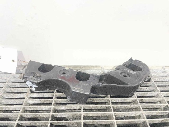 bontott VW CC Első Lökhárító Tartó Felső