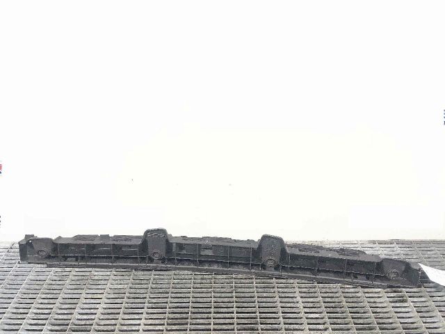 bontott VW CC Hátsó középső Lökhárító Tartó (Műanyag)