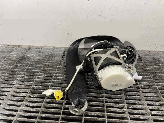 bontott VW CC Jobb első Biztonsági Öv