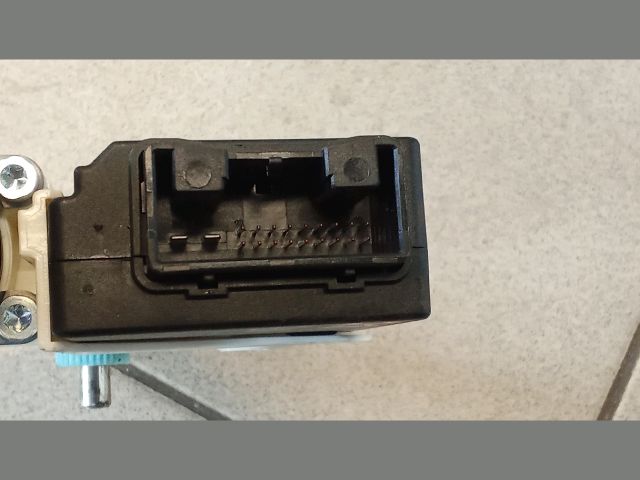 bontott VW CC Jobb hátsó Ablakemelő Motor