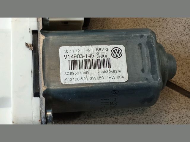 bontott VW CC Jobb hátsó Ablakemelő Motor