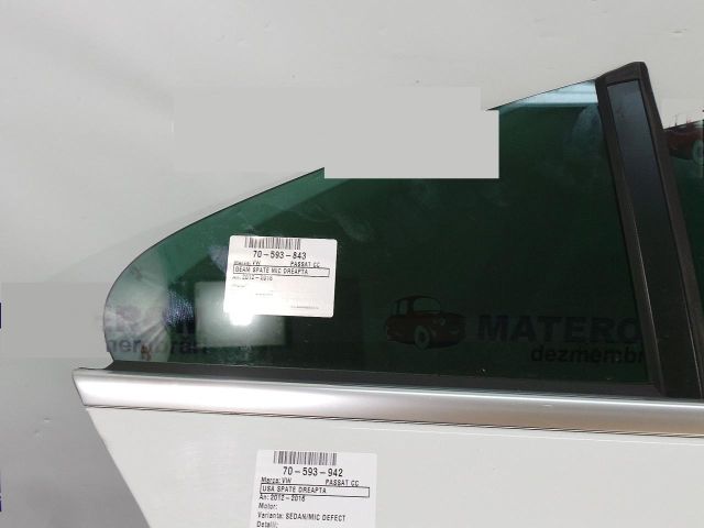 bontott VW CC Jobb hátsó Fixüveg (Ajtóban)