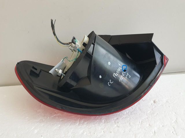 bontott VW CC Jobb Hátsó Lámpa