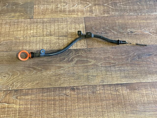 bontott VW CC Nívópálca Hüvely