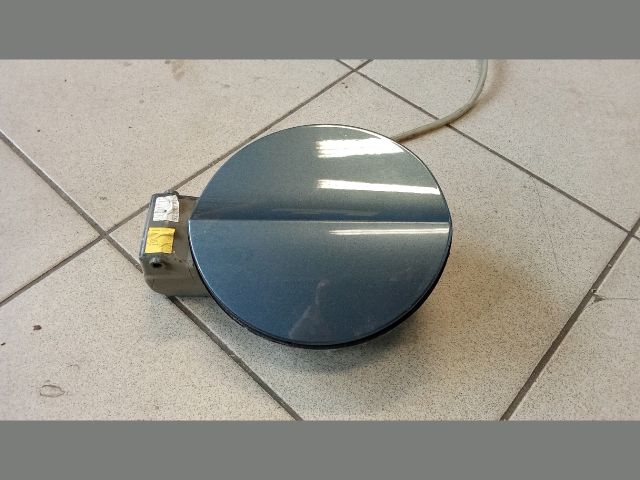 bontott VW CC Tankajtó