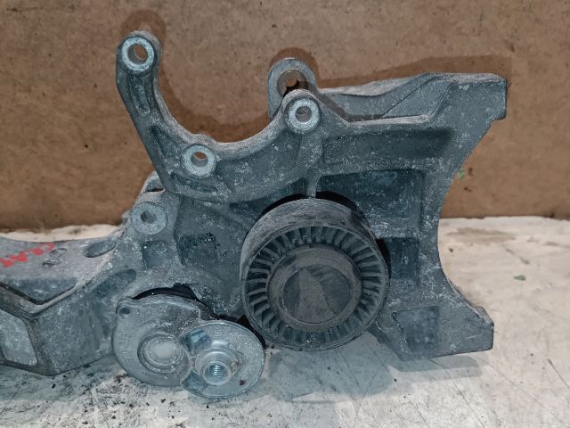 bontott VW CRAFTER Klíma Szervó Szivattyú Bak