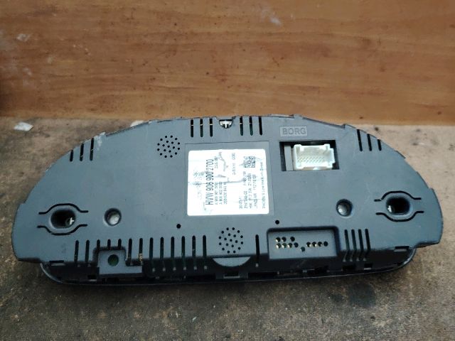 bontott VW CRAFTER Kilométeróra