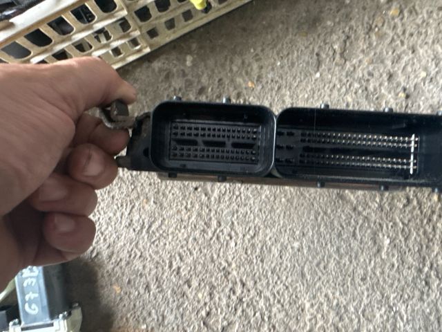 bontott VW CRAFTER Motorvezérlő