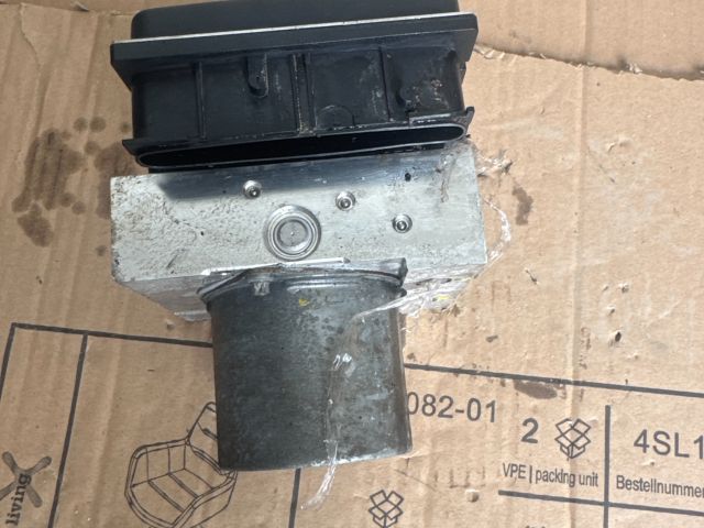 bontott VW CRAFTER ABS Kocka