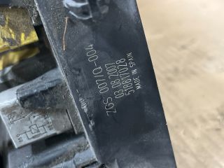 bontott VW CRAFTER Biztosítéktábla Motortér