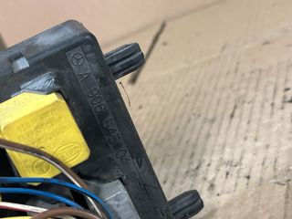 bontott VW CRAFTER Biztosítéktábla Motortér