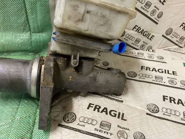 bontott VW CRAFTER Főfékhenger