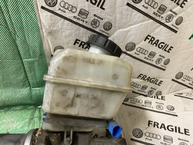 bontott VW CRAFTER Főfékhenger