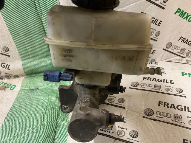 bontott VW CRAFTER Főfékhenger