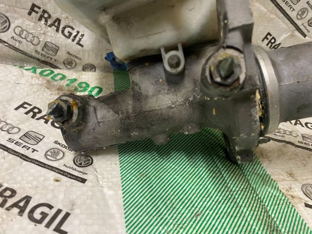 bontott VW CRAFTER Főfékhenger