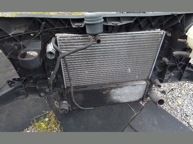 bontott VW CRAFTER Homlokfal (Üres lemez)