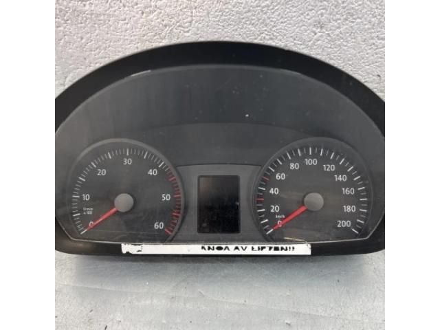 bontott VW CRAFTER Kilométeróra