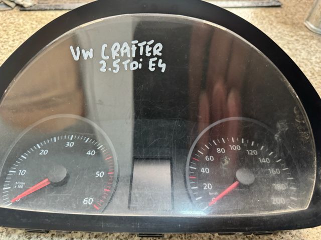 bontott VW CRAFTER Kilométeróra