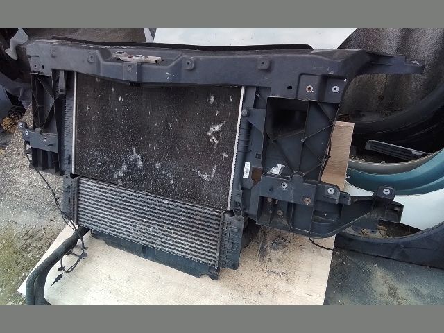 bontott VW CRAFTER Komplett Homlokfal (Részeivel)