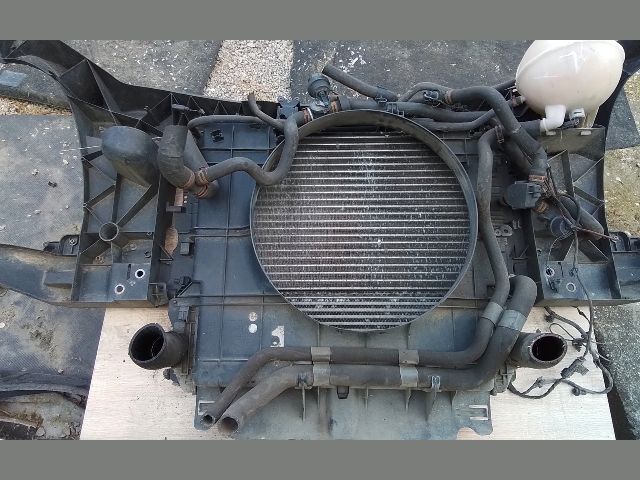 bontott VW CRAFTER Komplett Homlokfal (Részeivel)