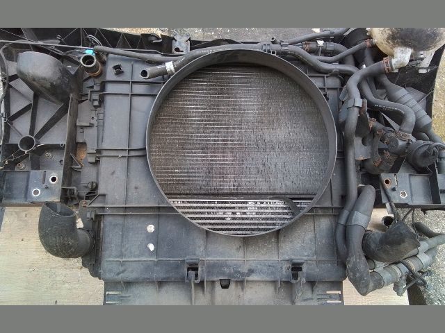 bontott VW CRAFTER Komplett Homlokfal (Részeivel)