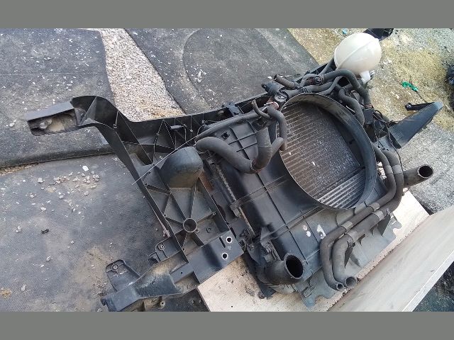 bontott VW CRAFTER Komplett Homlokfal (Részeivel)