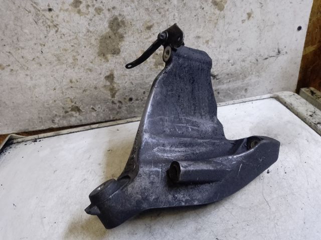 bontott VW CRAFTER Motor Tartó Bak (Fém)