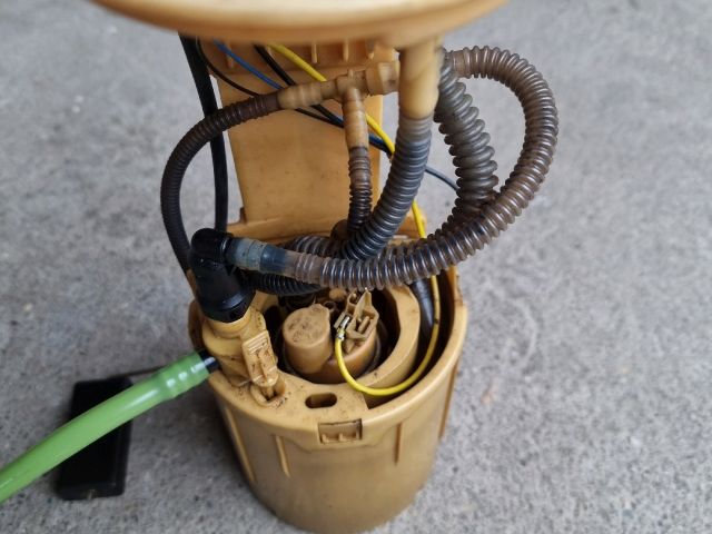 bontott VW CRAFTER Üzemanyag Szivattyú